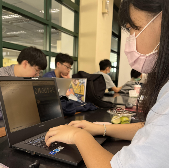電腦資訊社照片